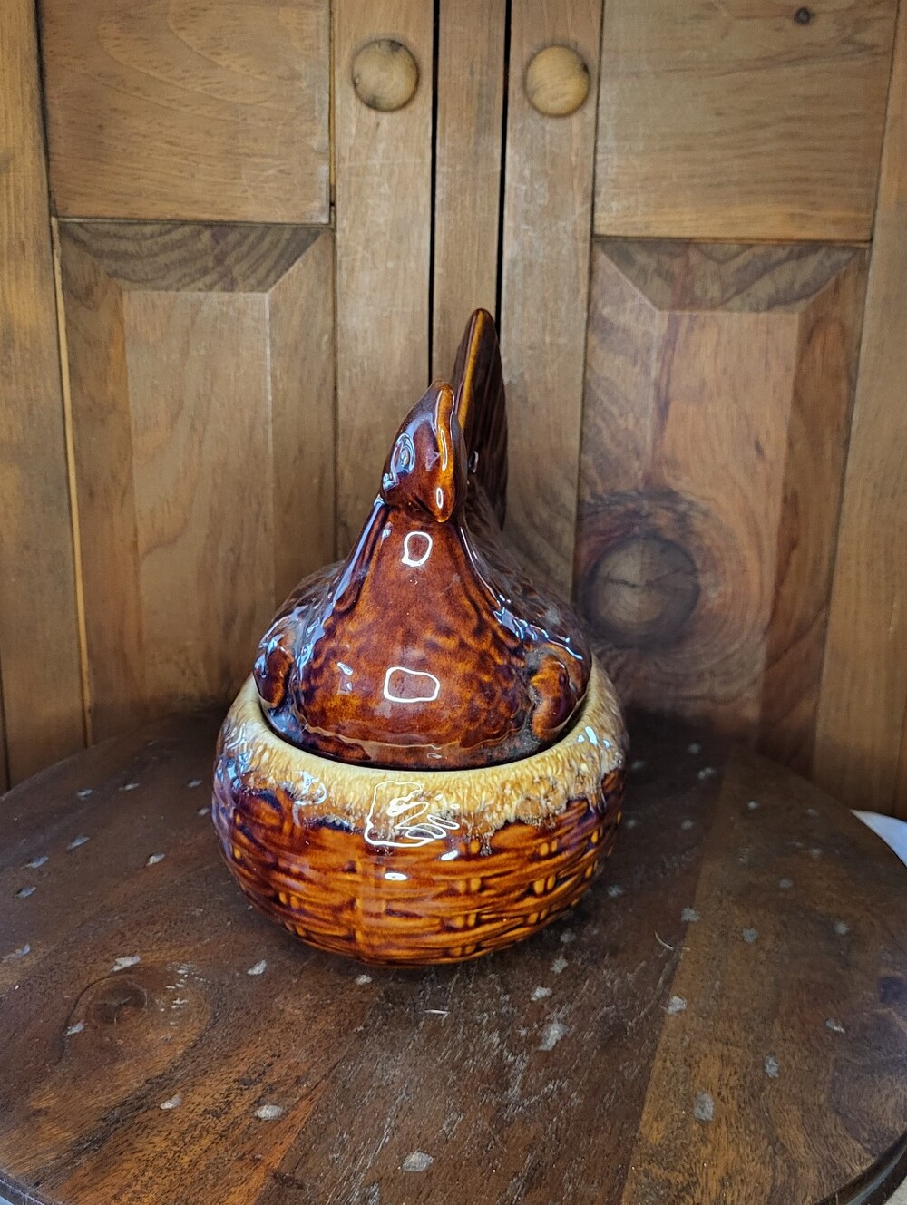 Hull Pottery Nesting Hen - Picture 8 of 14